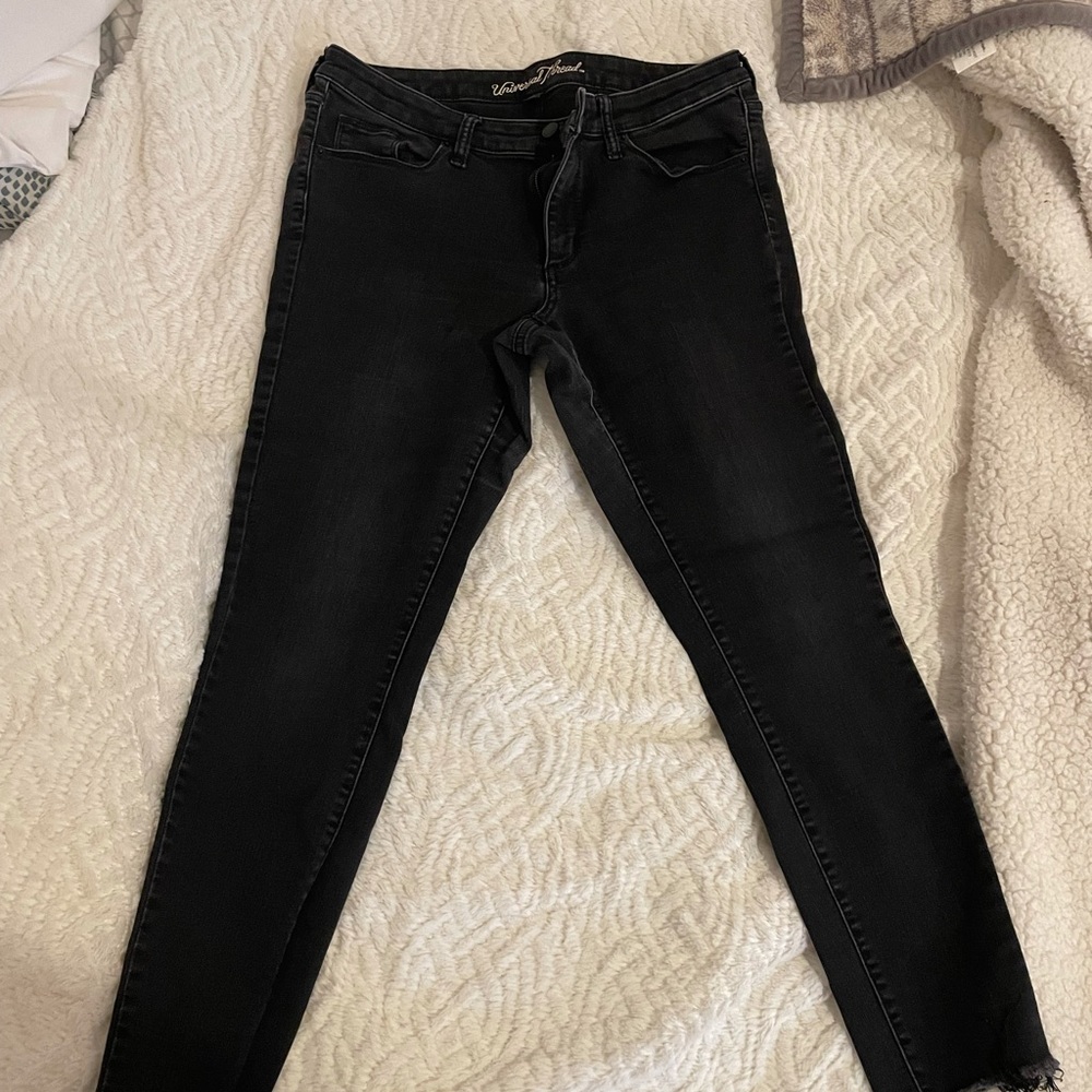 2 pairs of Jeans bundle 🔥